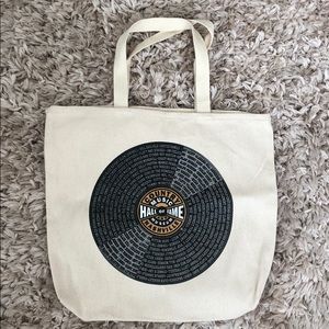 Country music hall of fame tote